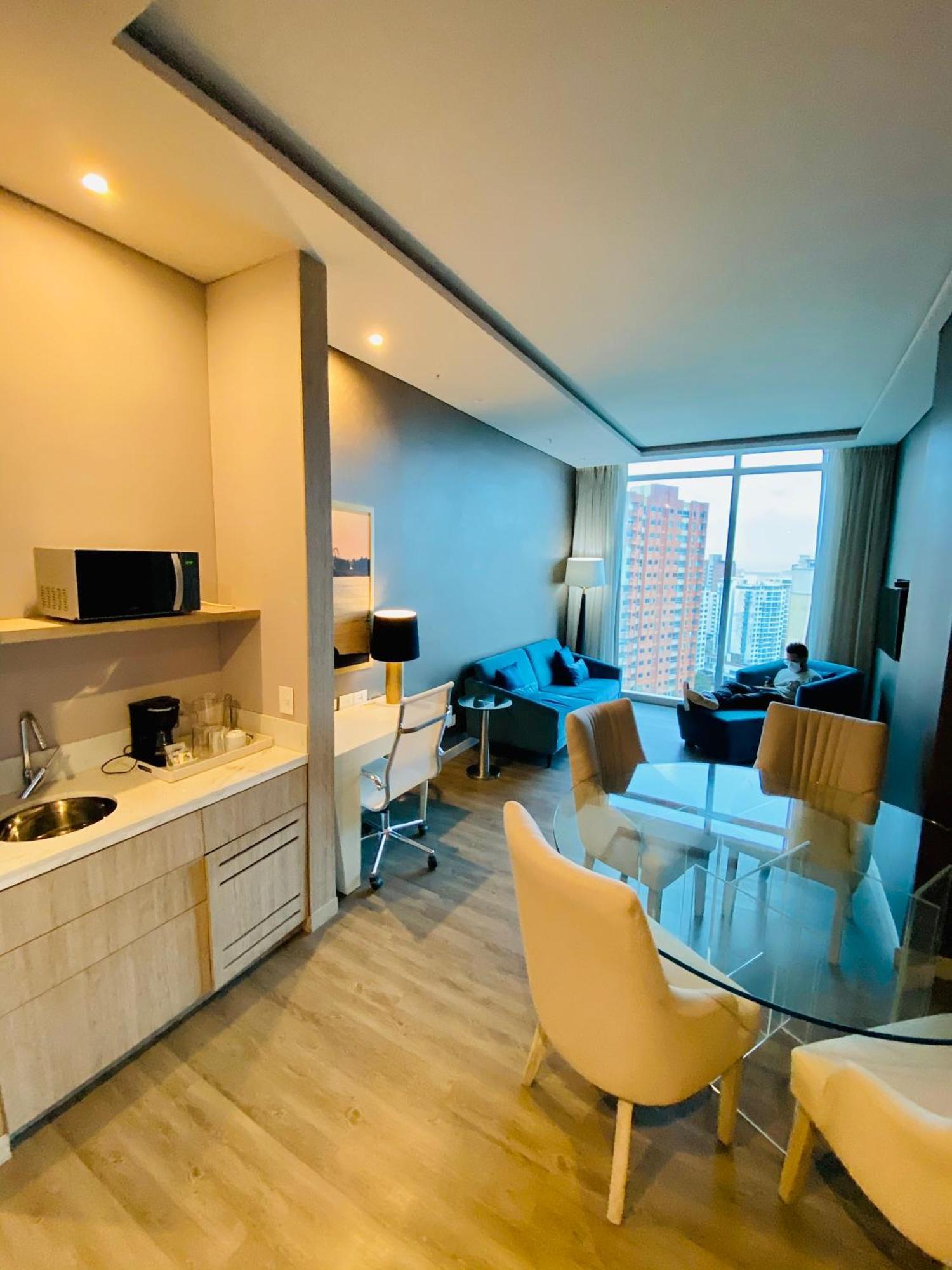 Crowne Plaza Barranquilla, an IHG Hotel Barranquilla  Esterno foto